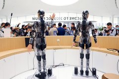 <b>具身智能机械人“进厂”都干啥</b>